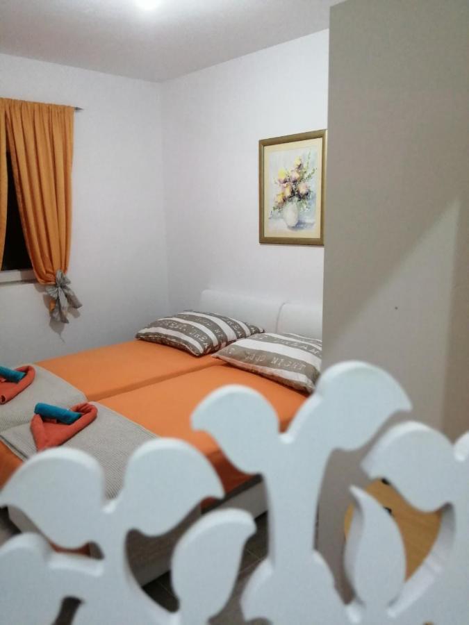 Apartman Radic Trogir Eksteriør billede