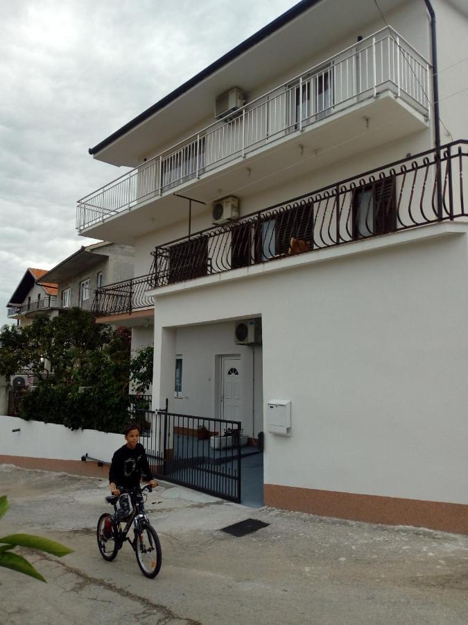 Apartman Radic Trogir Eksteriør billede